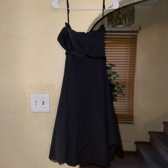 Flow black elegant dress - Picture 2 of 2